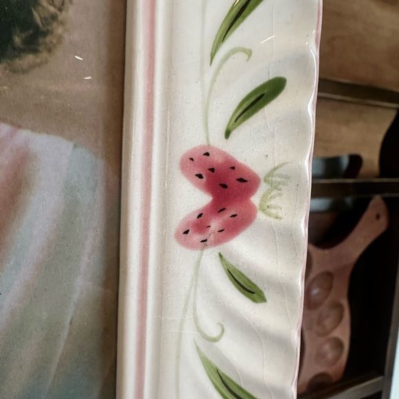 Vintage Strawberry Home Decor - Picture 16 of 16